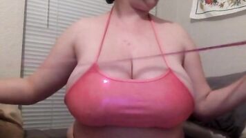 huge tit lady