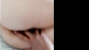 Italian MILF gets a hard fuck at home | CAM4
